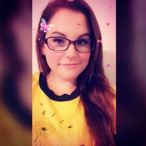 Meet your Posher, Alyssa